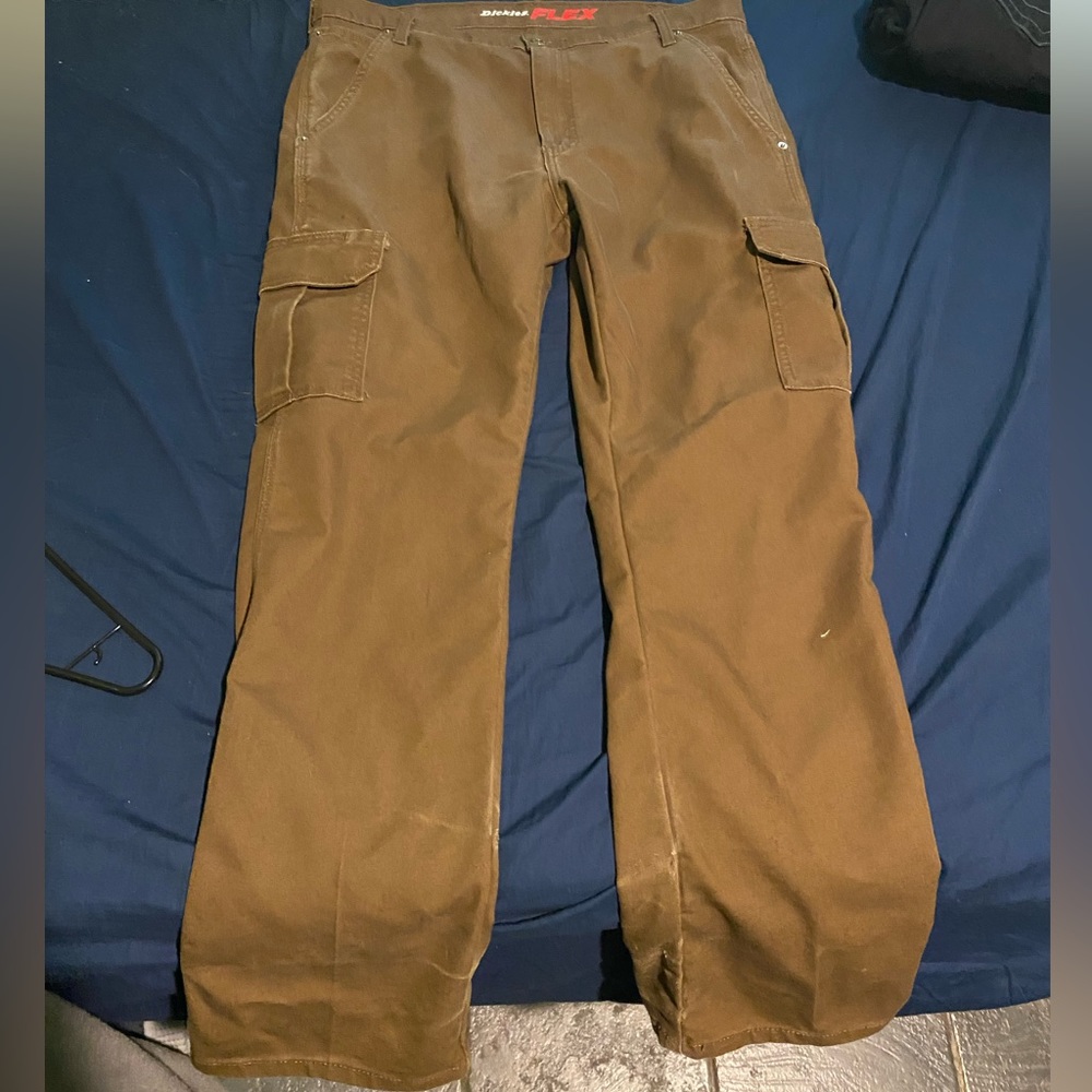 brown cargo dickies pants
